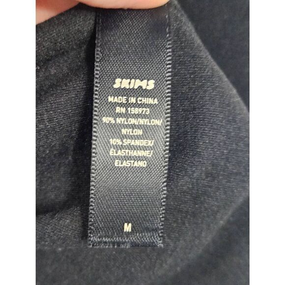 Skims Fits everybody bodysuit Nwot - Picture 5 of 8